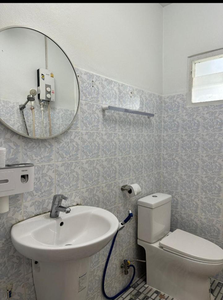 Studio With Aircon N Kitchen Pantai Bang Tao Bagian luar foto