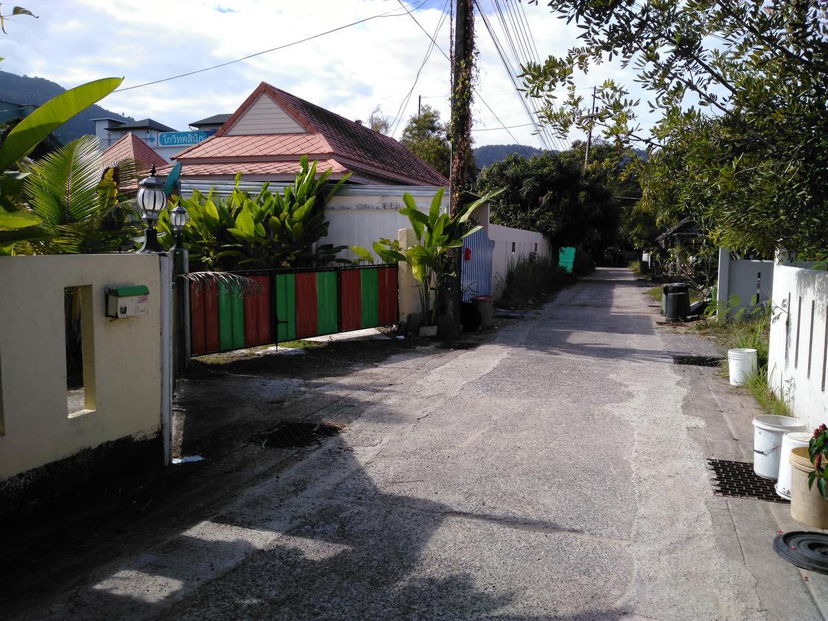 Studio With Aircon N Kitchen Pantai Bang Tao Bagian luar foto