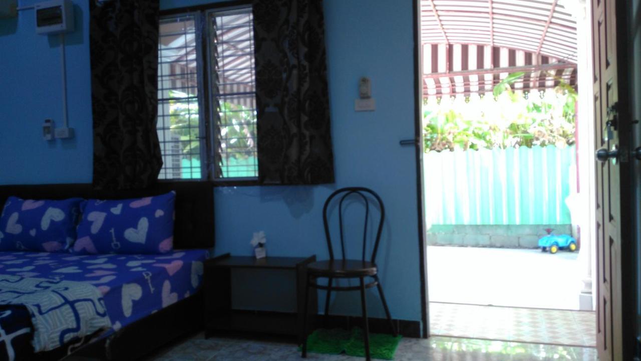 Studio With Aircon N Kitchen Pantai Bang Tao Bagian luar foto